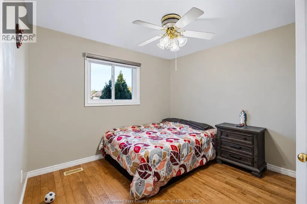 726 SANDISON