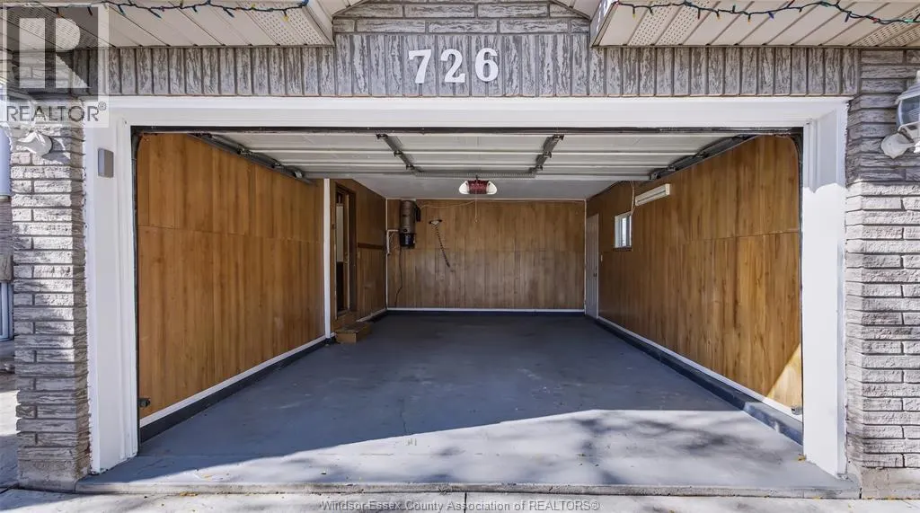 726 SANDISON