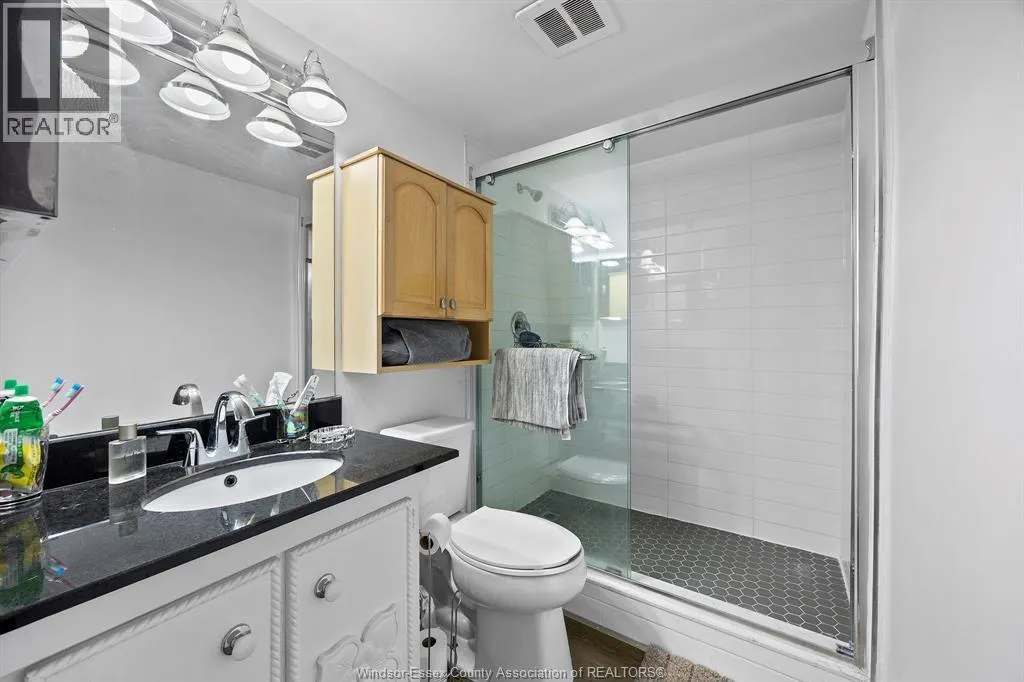 8591 Riverside DRIVE East Unit# 802