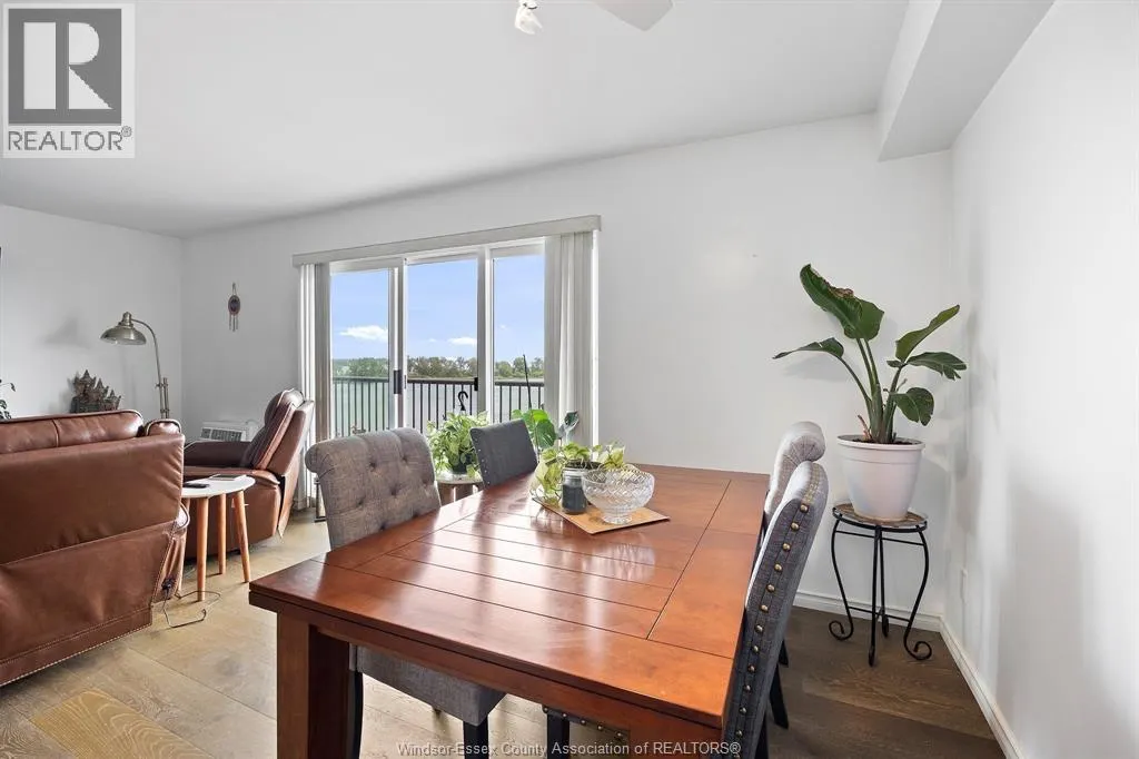 8591 Riverside DRIVE East Unit# 802