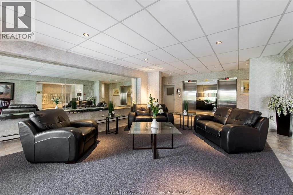 8591 Riverside DRIVE East Unit# 802
