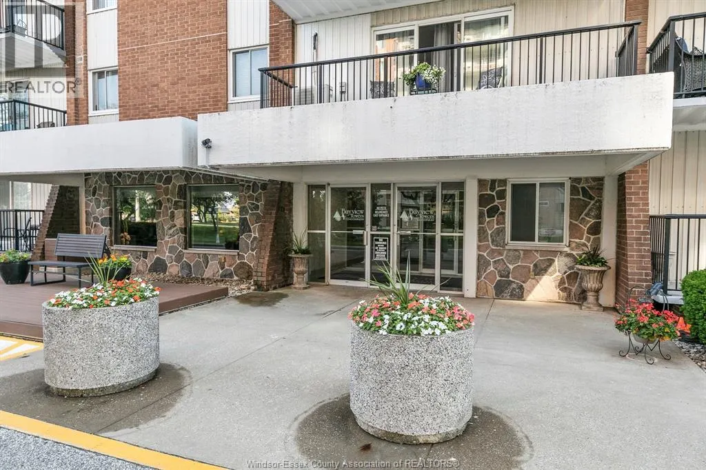 8591 Riverside DRIVE East Unit# 802