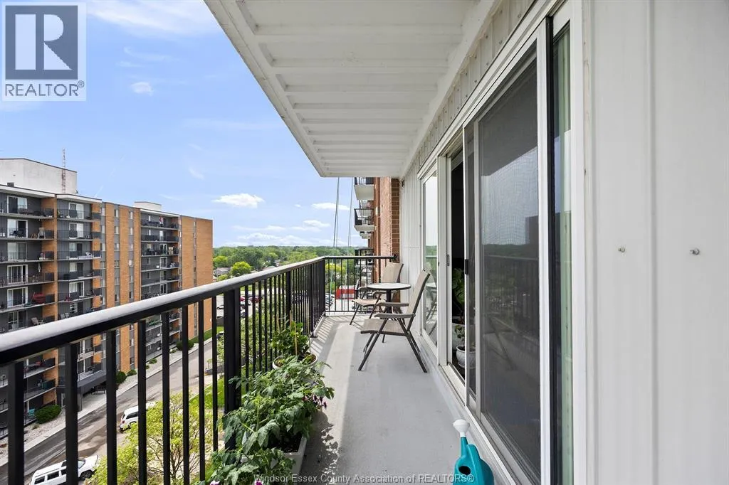 8591 Riverside DRIVE East Unit# 802