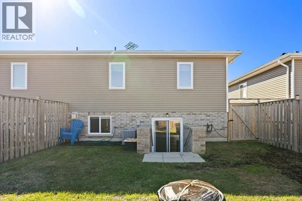 67 HAZEL CRESCENT