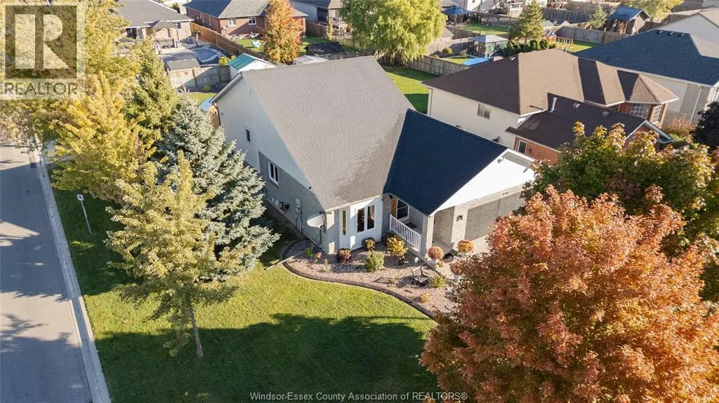 280 McLellan