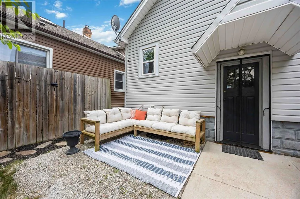 274 CAMERON STREET
