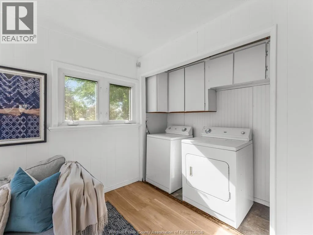 1355 Sprucewood