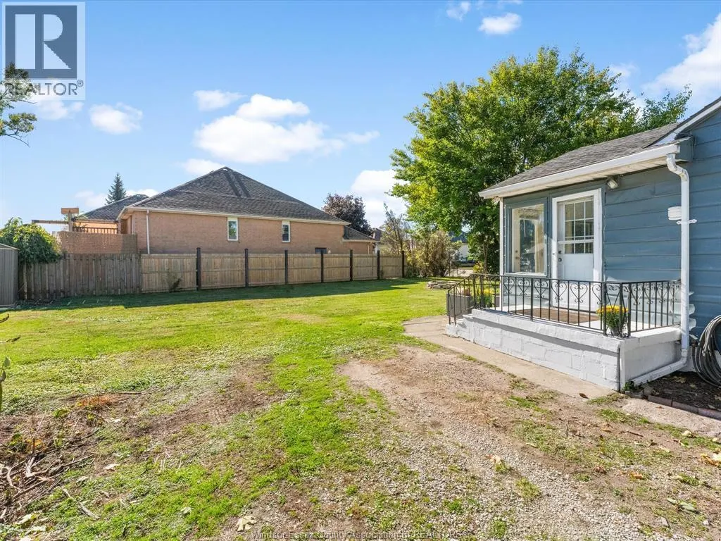 1355 Sprucewood