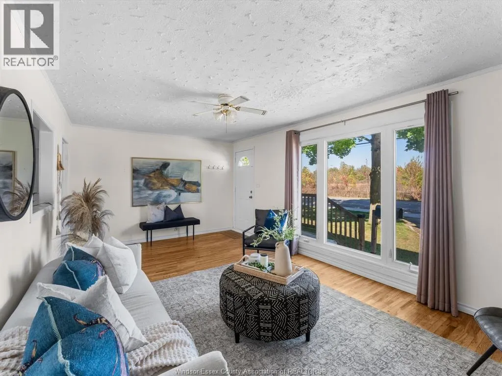 1355 Sprucewood