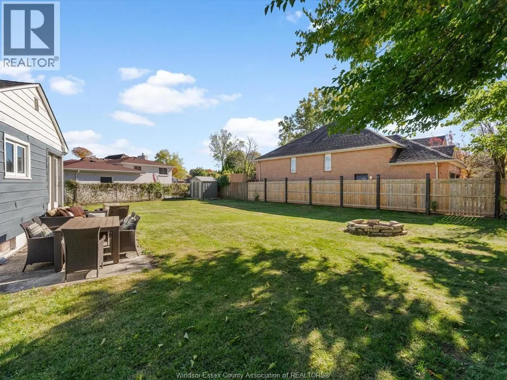 1355 Sprucewood