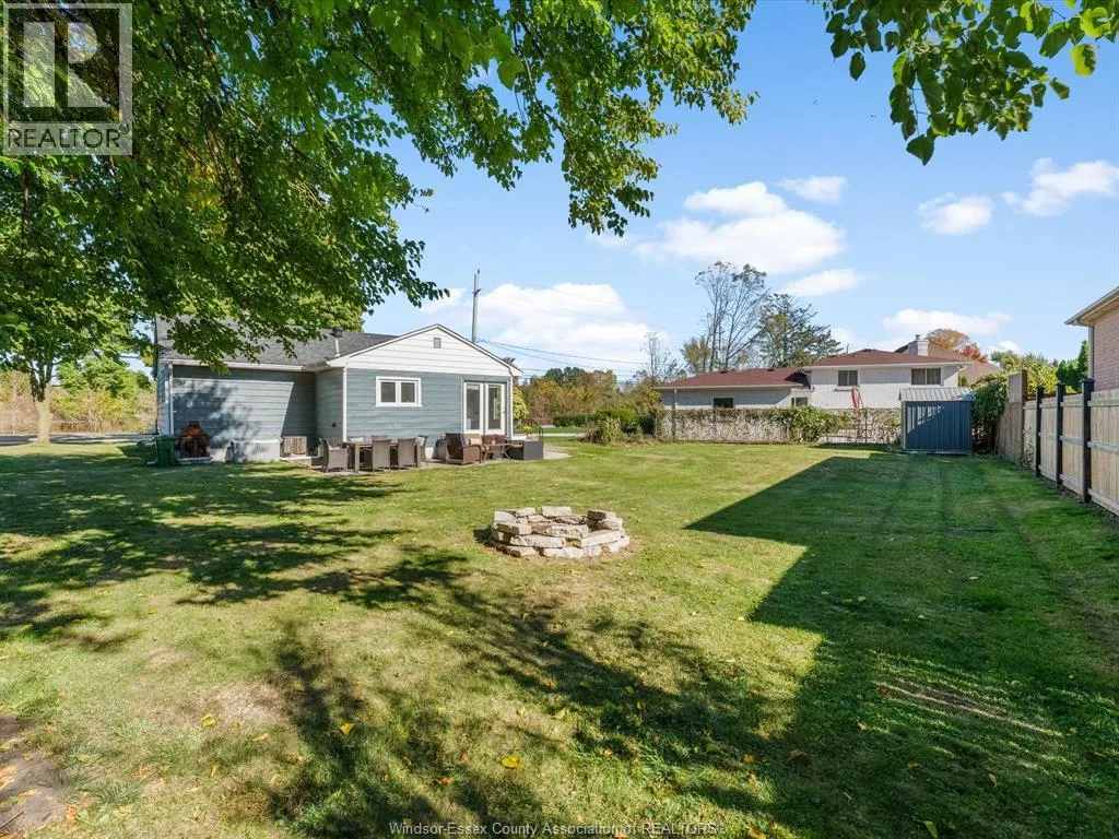 1355 Sprucewood