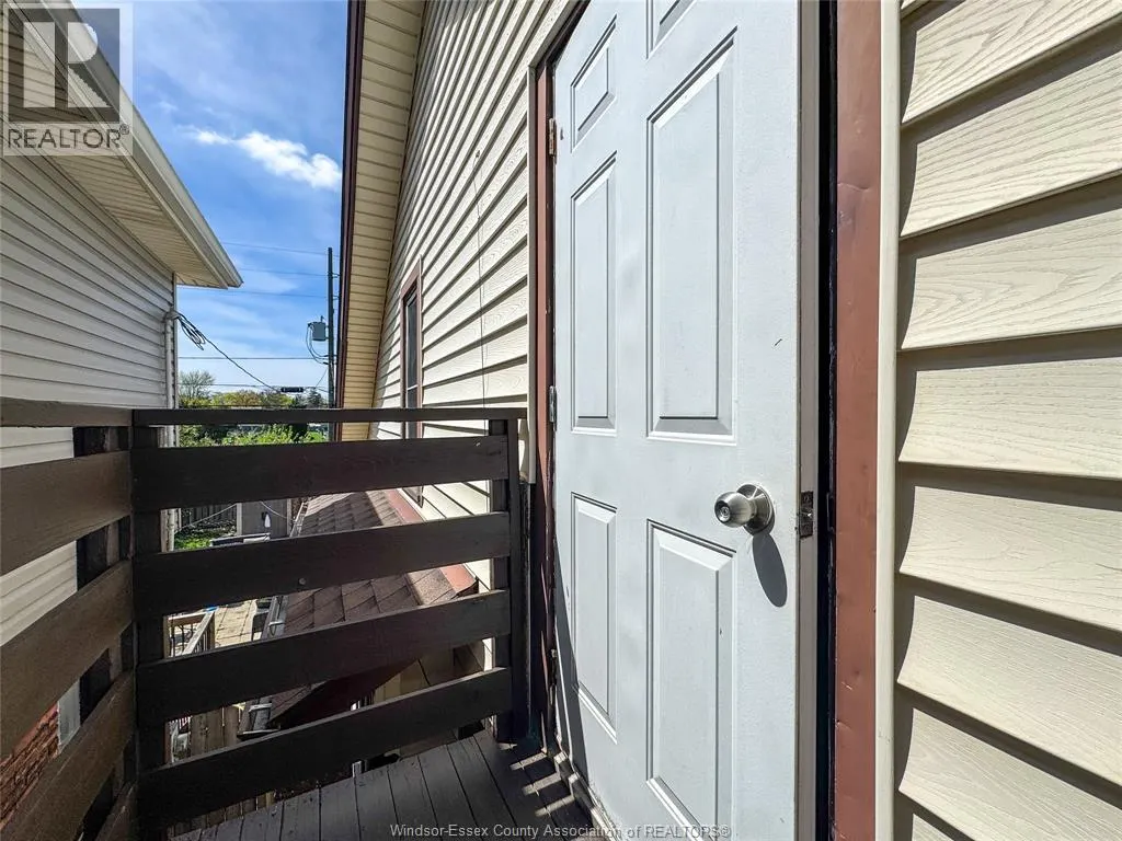 1351 MARENTETTE AVENUE Unit# UPPER