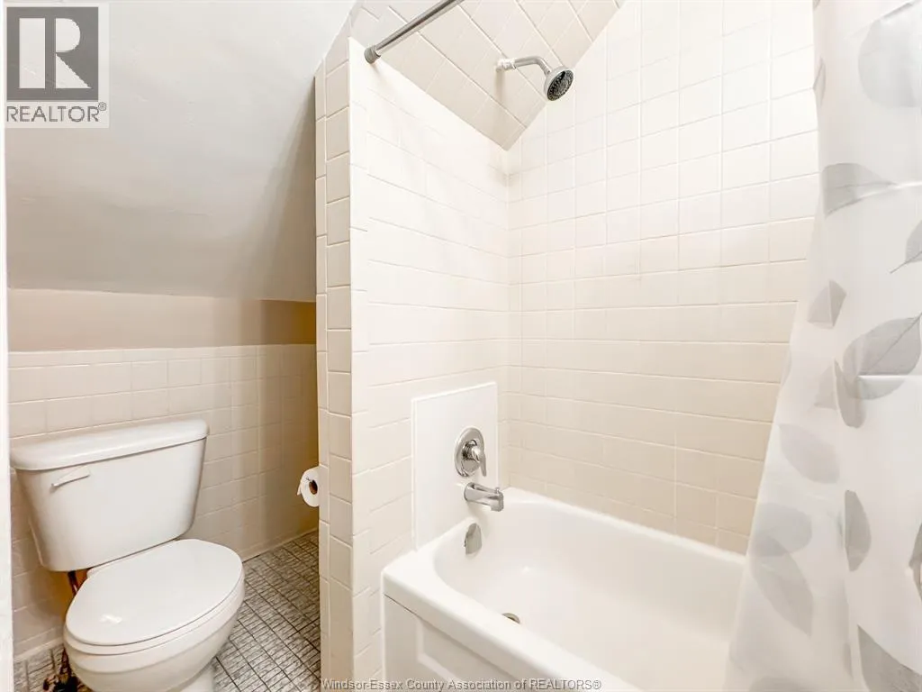 1351 MARENTETTE AVENUE Unit# UPPER