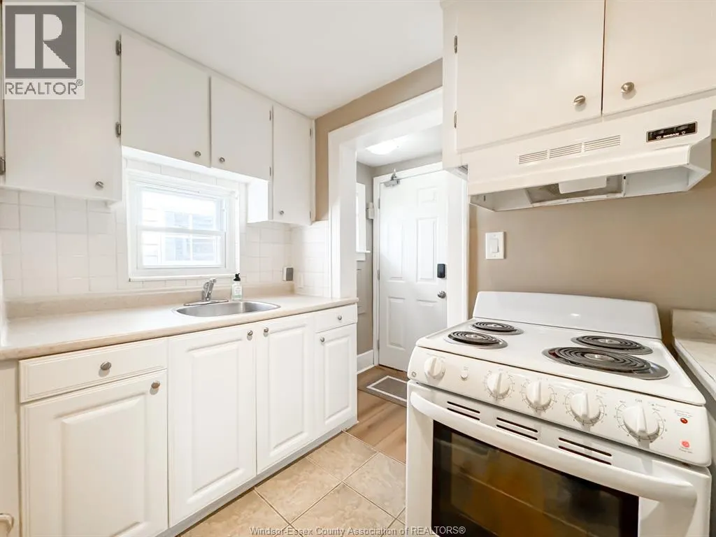 1351 MARENTETTE AVENUE Unit# UPPER