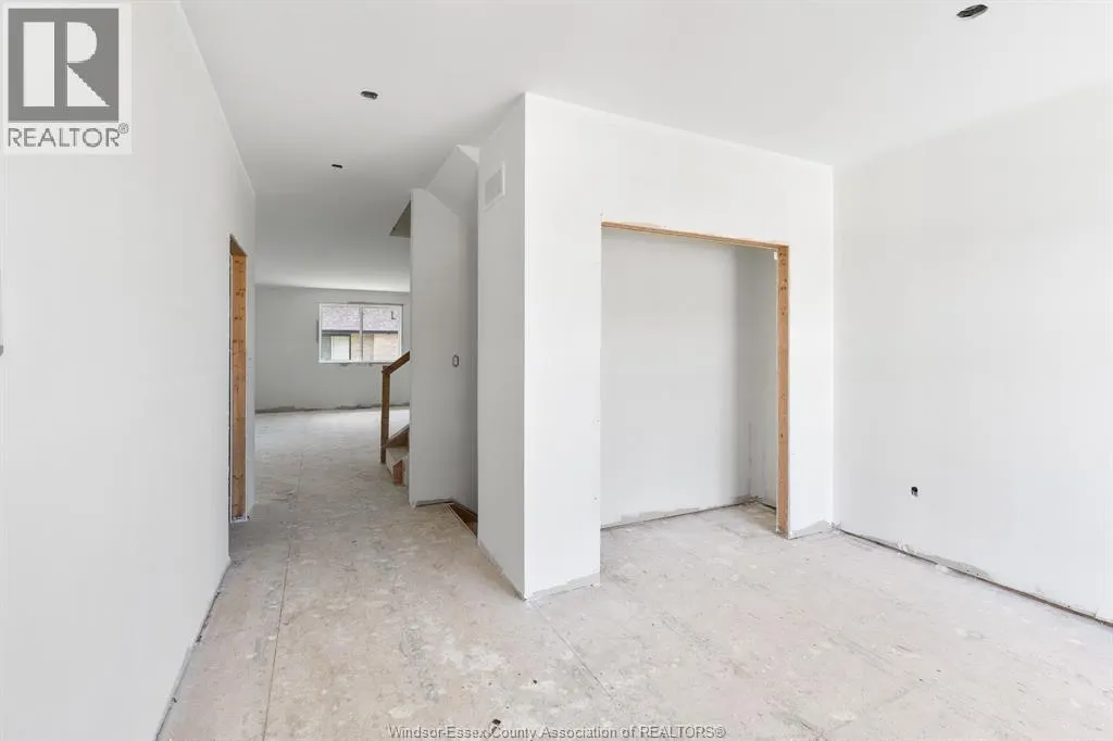 605 Hacket ROAD