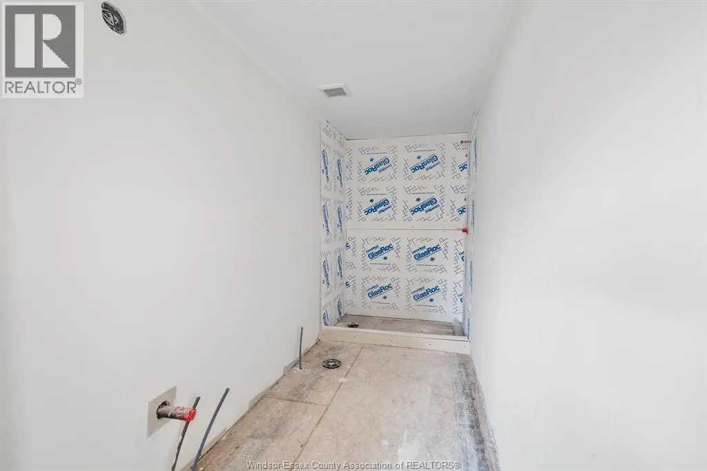 605 Hacket ROAD