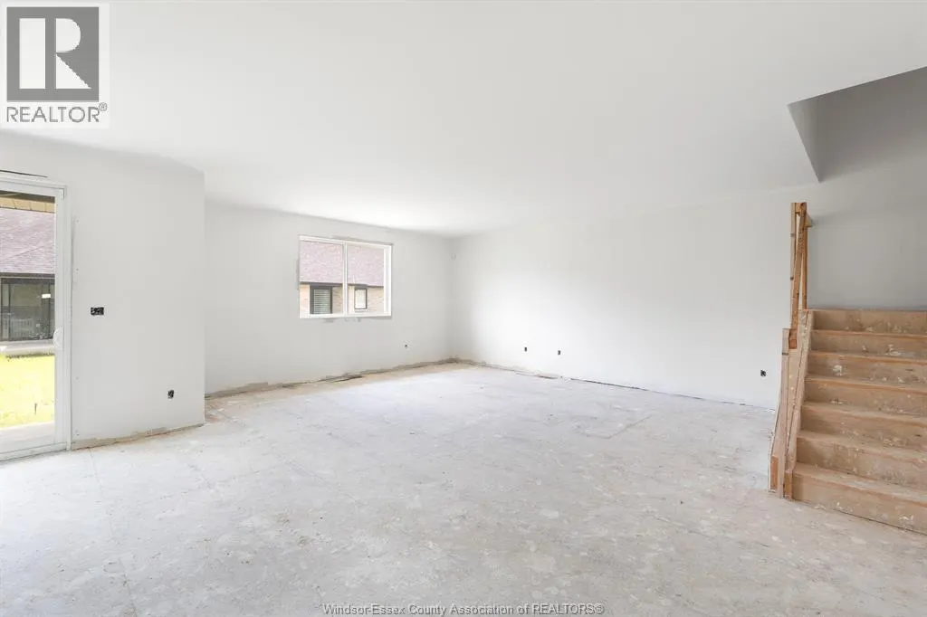 605 Hacket ROAD