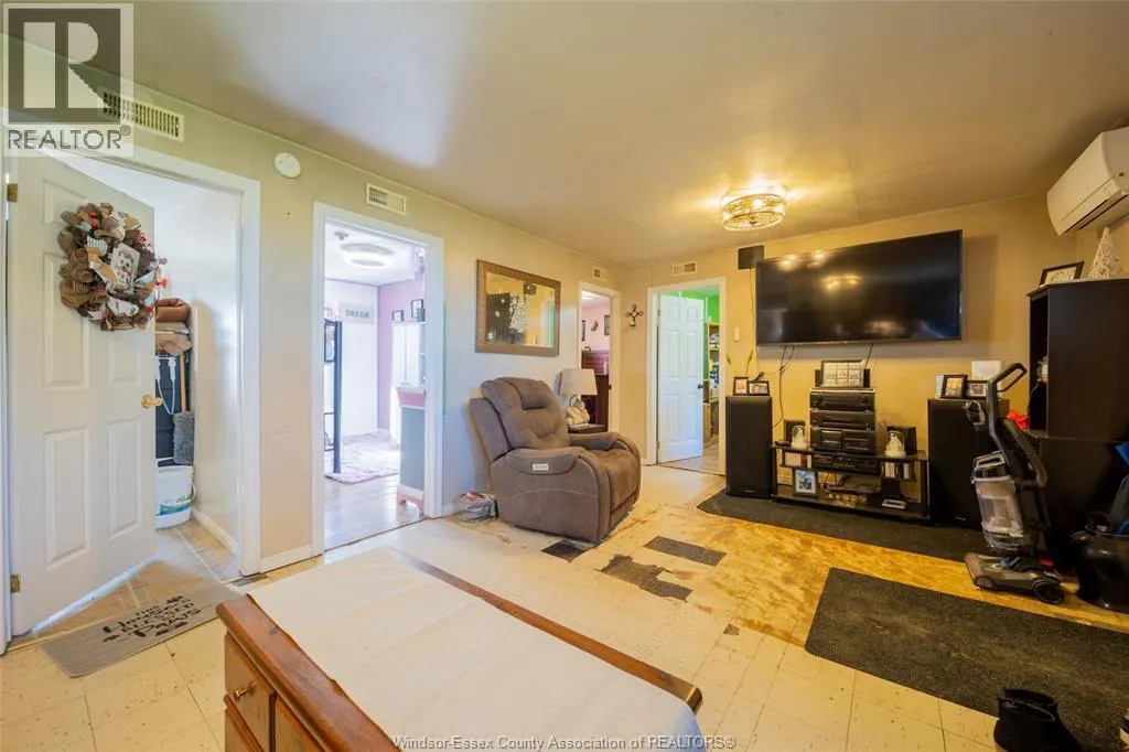 3331 KEMP LINE