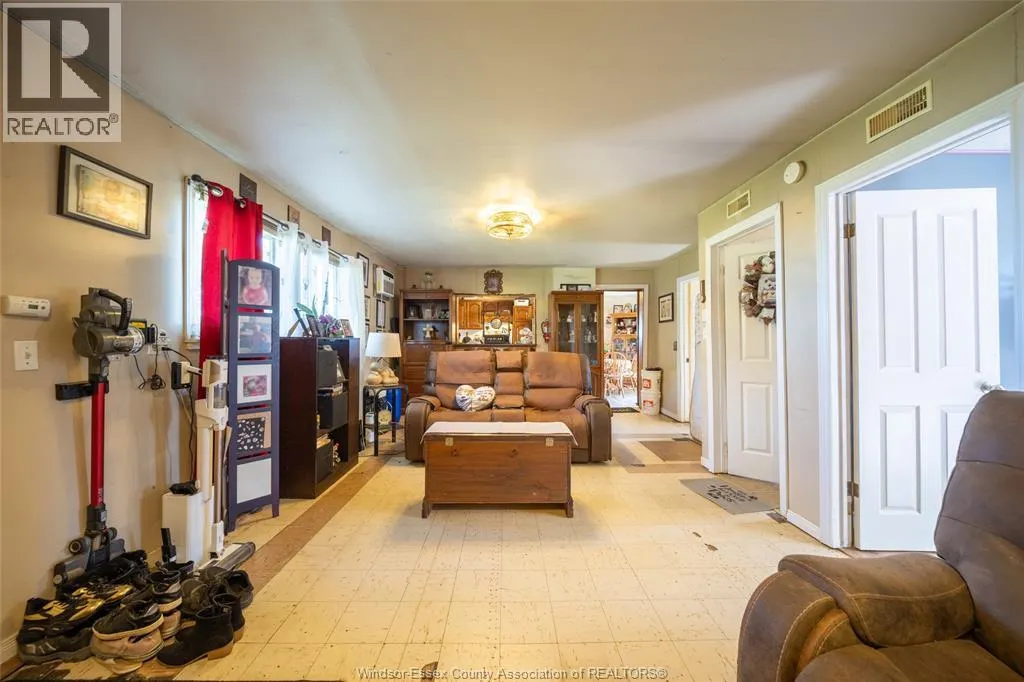 3331 KEMP LINE
