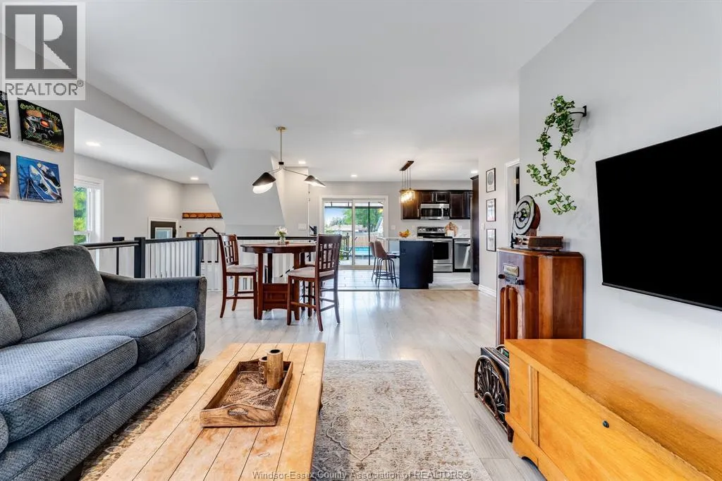 16 Parkdale AVENUE