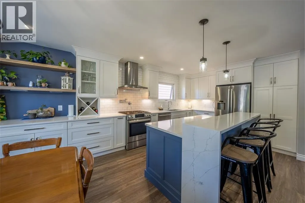 1592 COVENTRY COURT