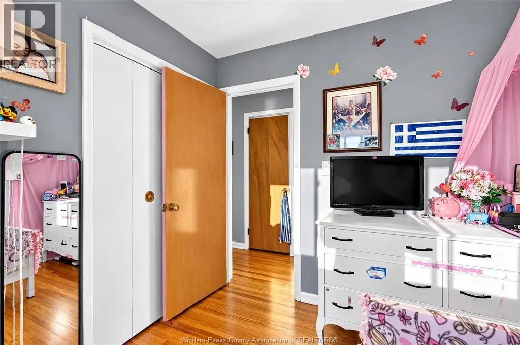 2346 LEONARD