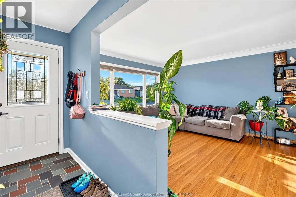 2346 LEONARD