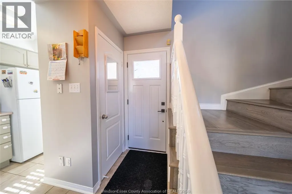 1016 PEACH BLOSSOM CRESCENT