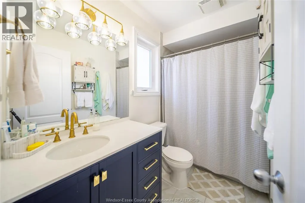 1016 PEACH BLOSSOM CRESCENT