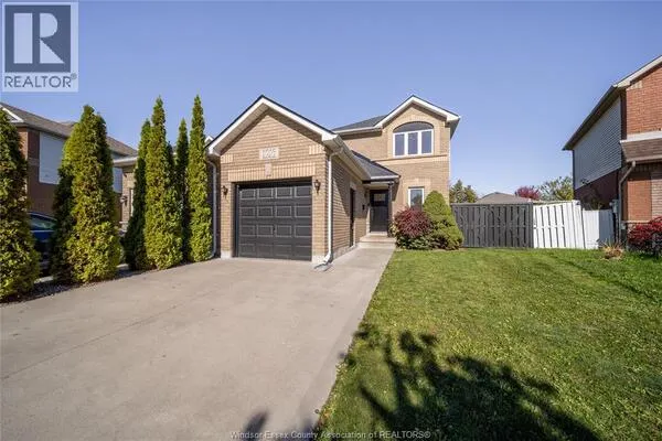 1016 PEACH BLOSSOM CRESCENT
