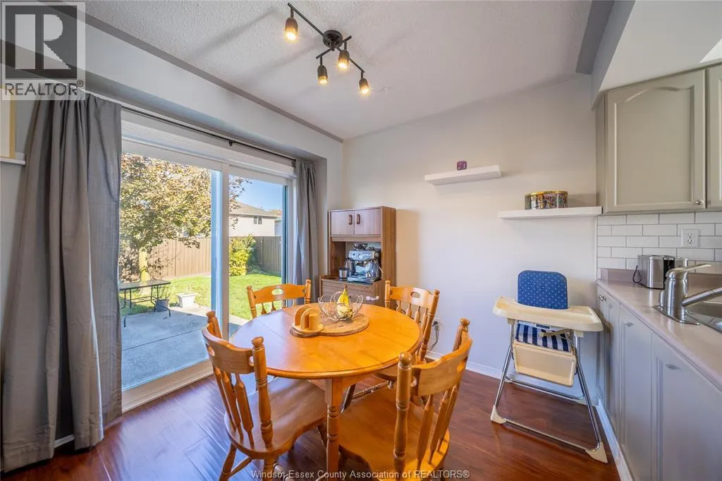 1016 PEACH BLOSSOM CRESCENT