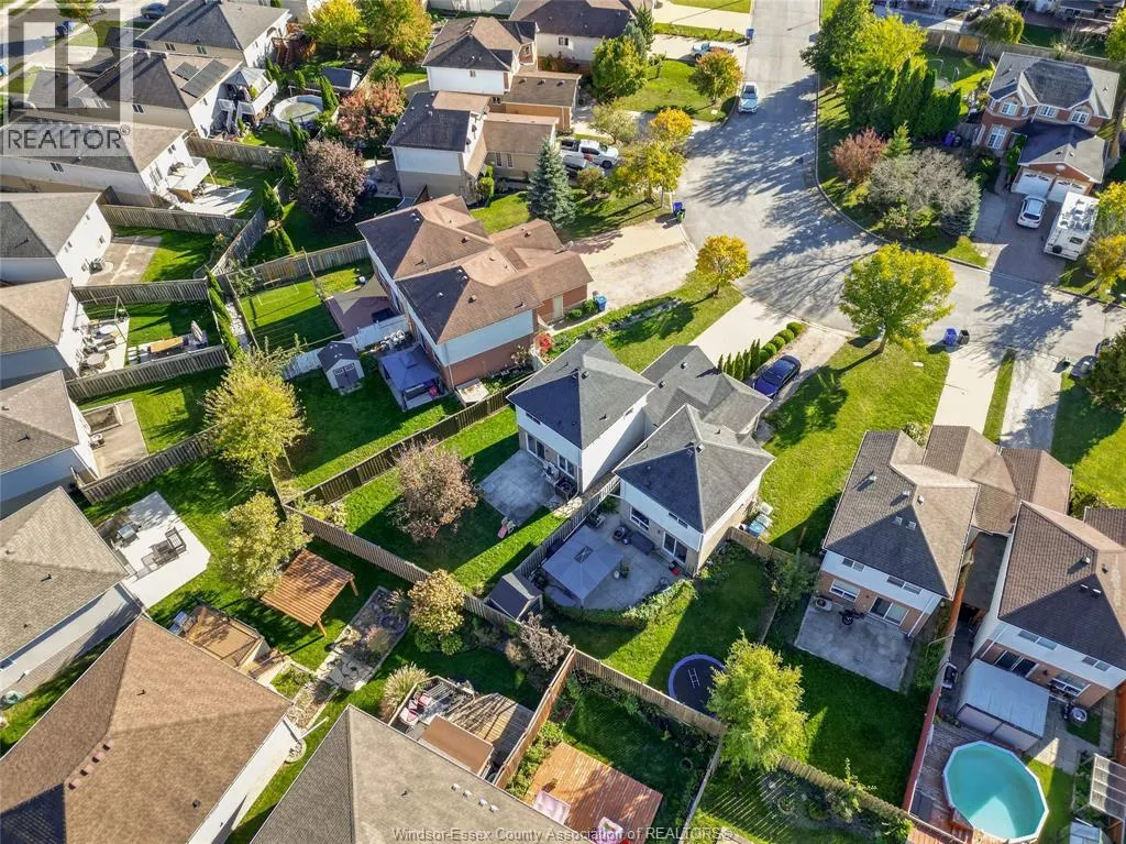 1016 PEACH BLOSSOM CRESCENT