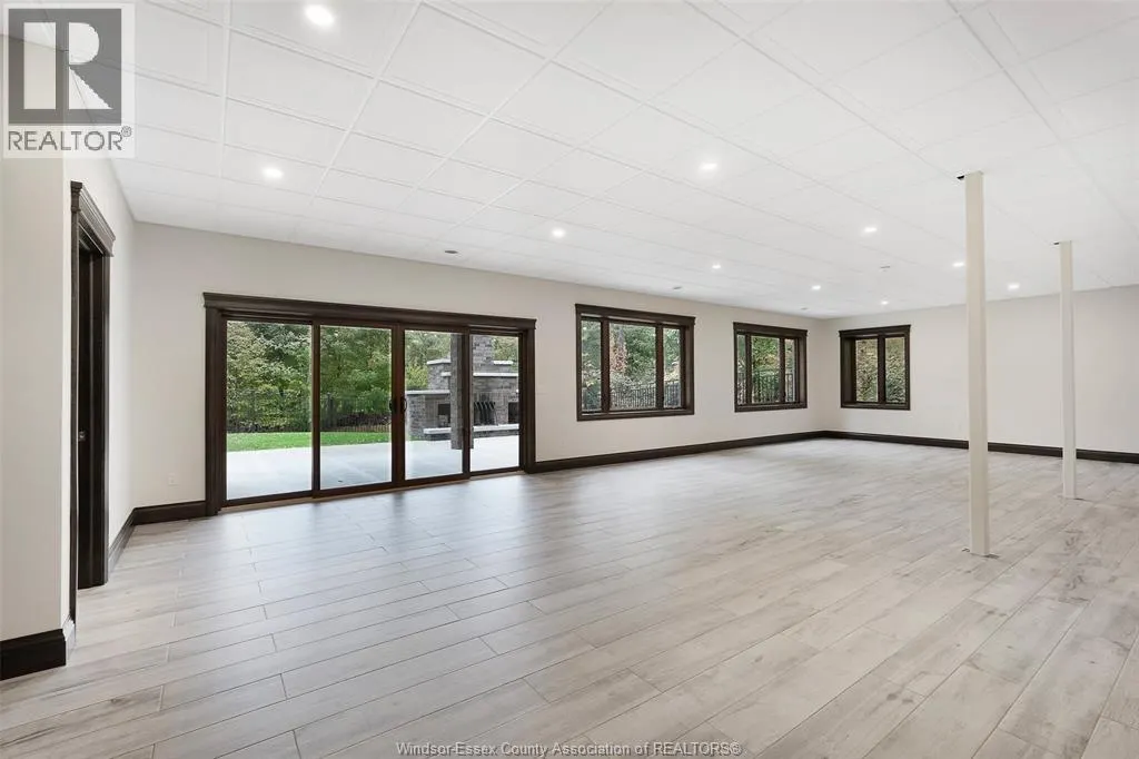 26 TWO CREEKS LANE