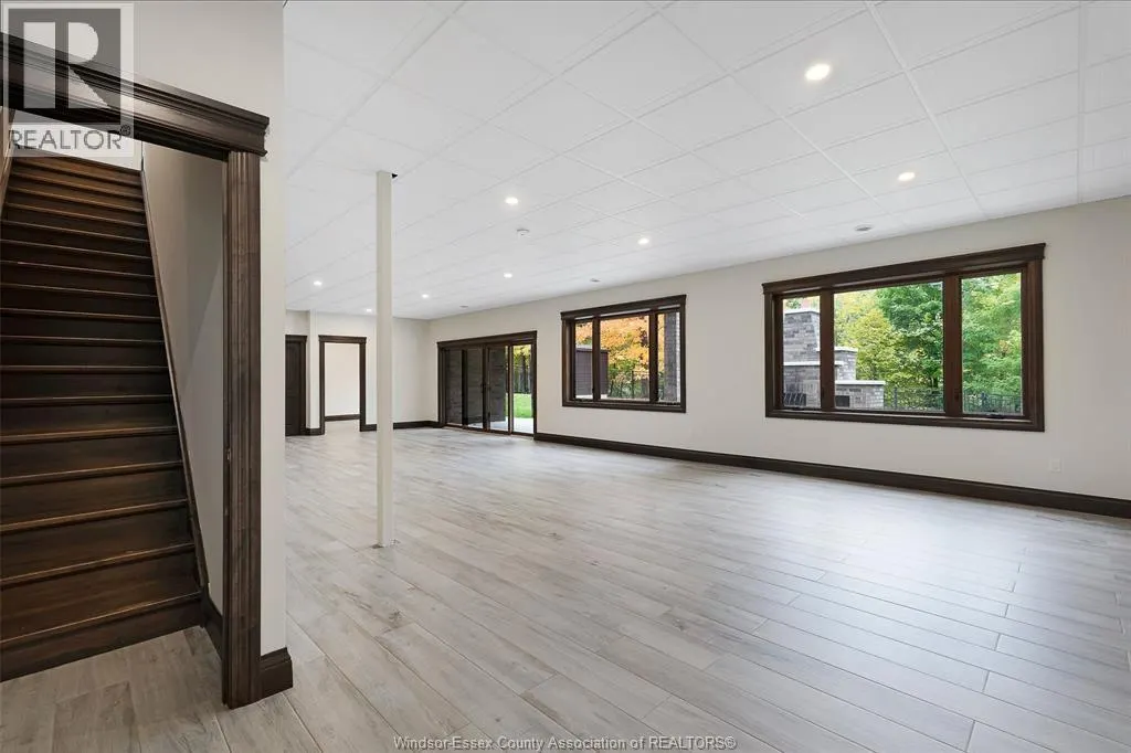 26 TWO CREEKS LANE