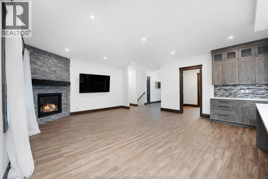 26 TWO CREEKS LANE