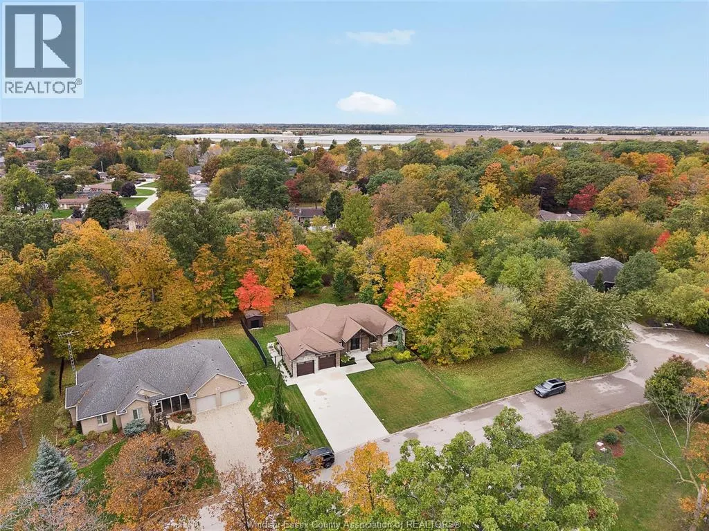 26 TWO CREEKS LANE
