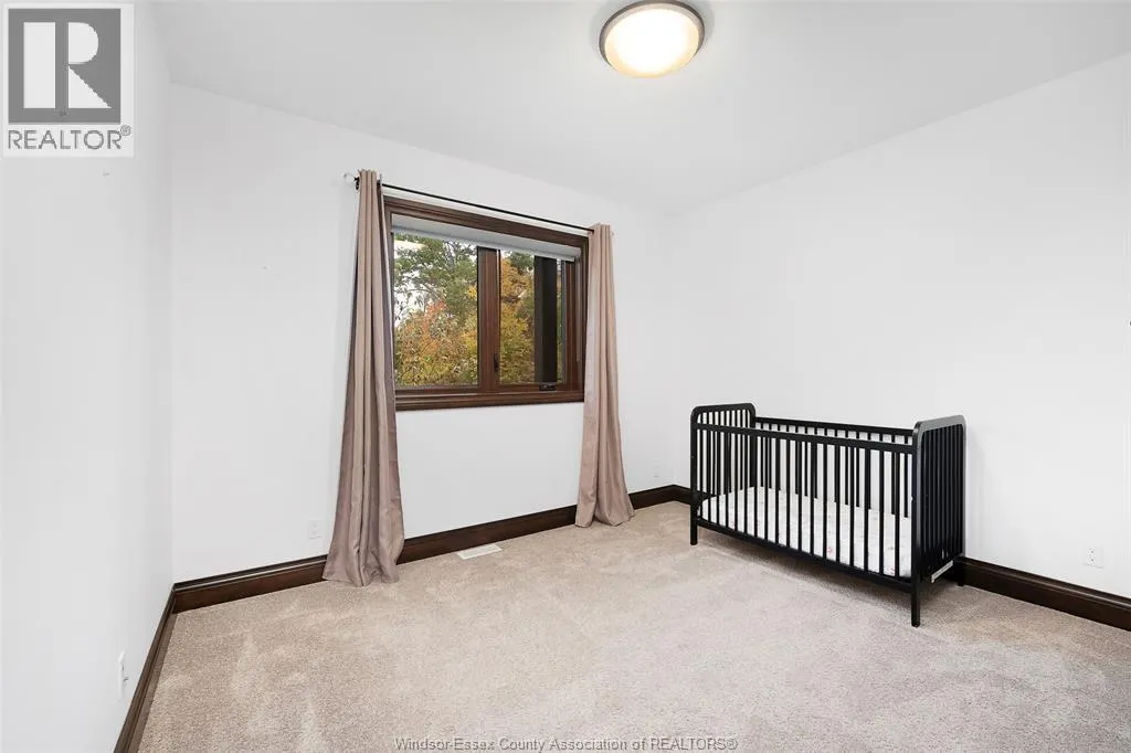 26 TWO CREEKS LANE
