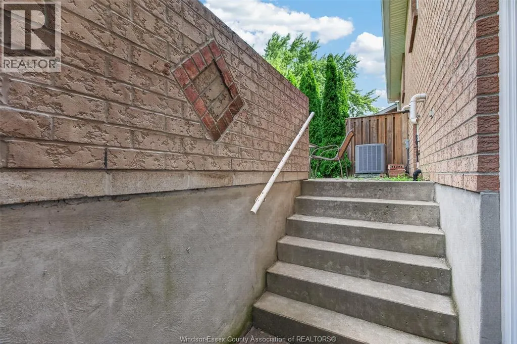 4629 EAGLE CRESCENT