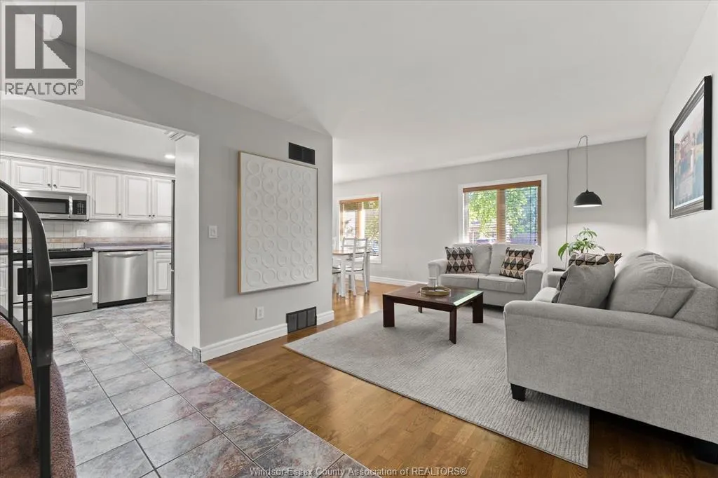234 APPLEWOOD ROAD