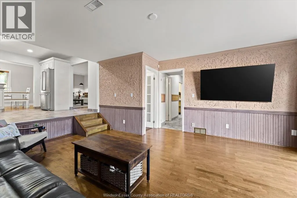 234 APPLEWOOD ROAD