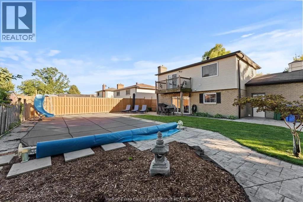 234 APPLEWOOD ROAD