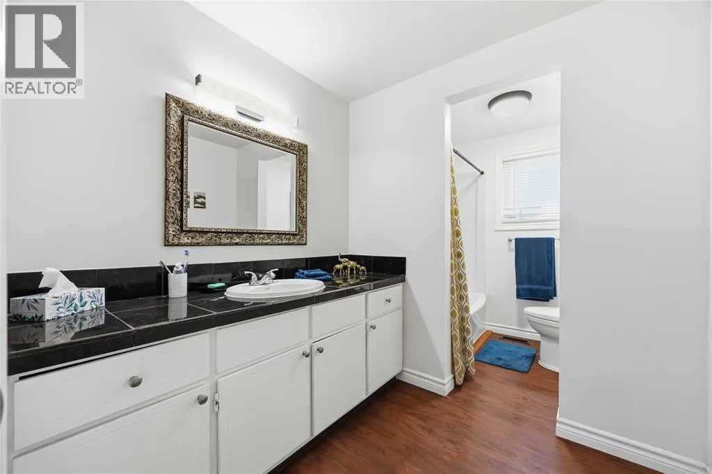315 Brentwood CRESCENT