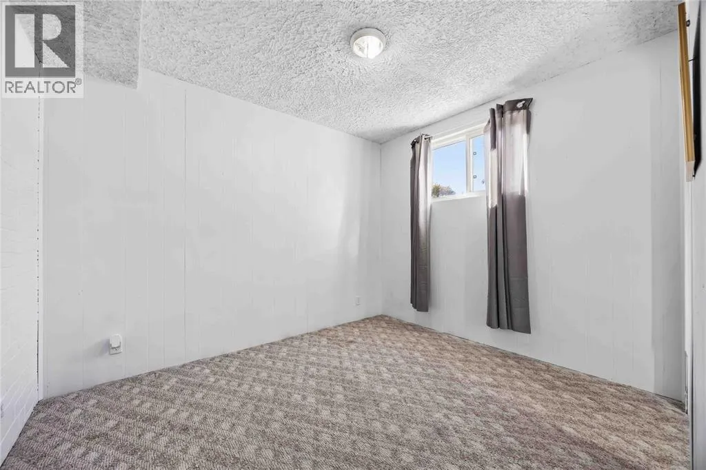 315 Brentwood CRESCENT