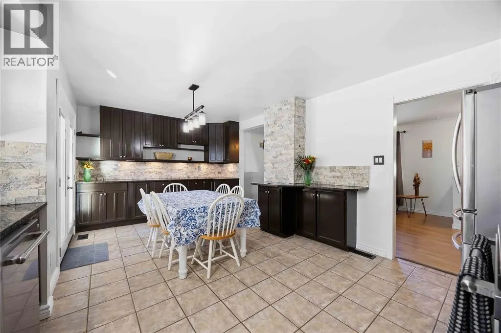 315 Brentwood CRESCENT