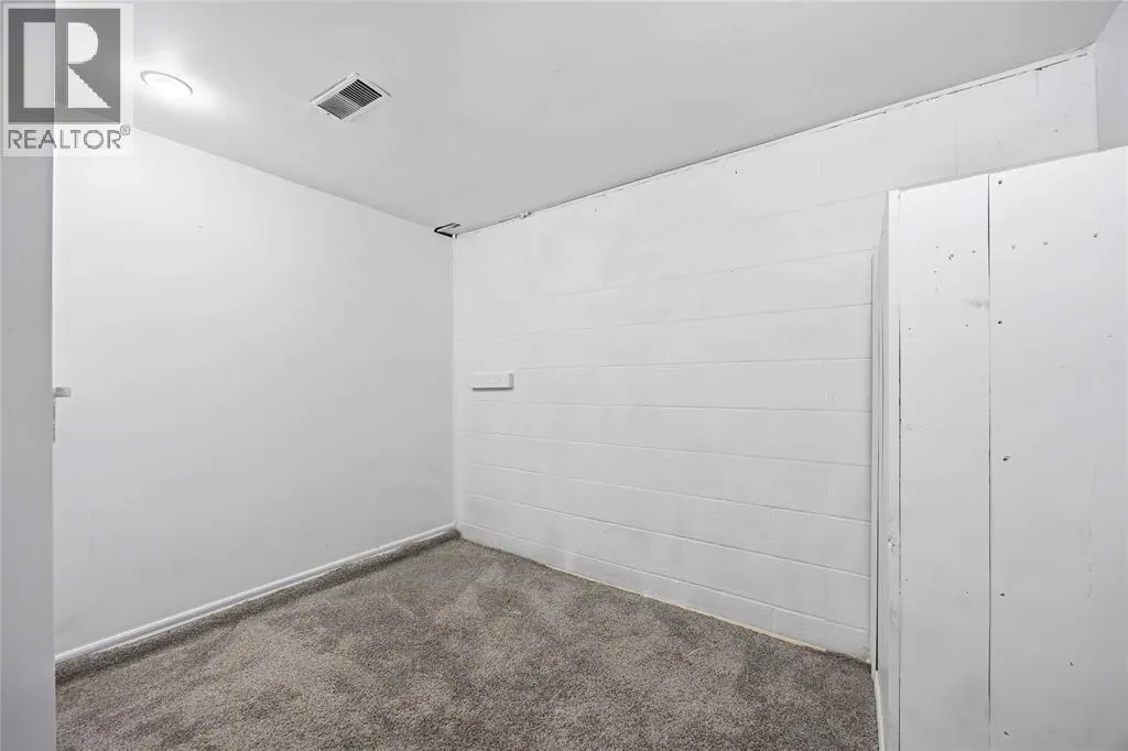 315 Brentwood CRESCENT