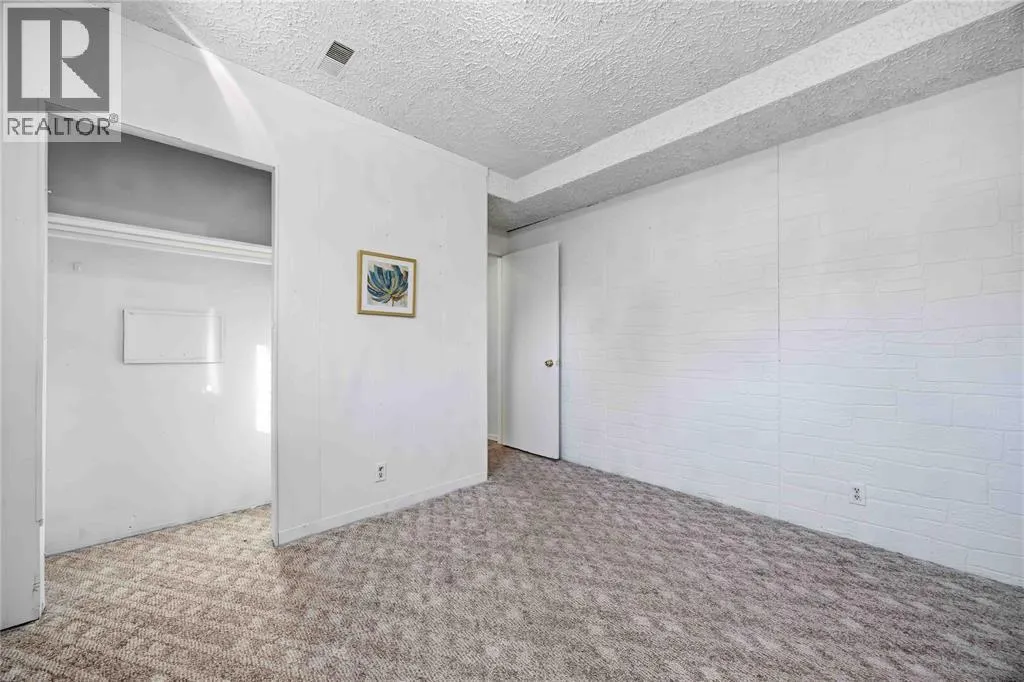 315 Brentwood CRESCENT