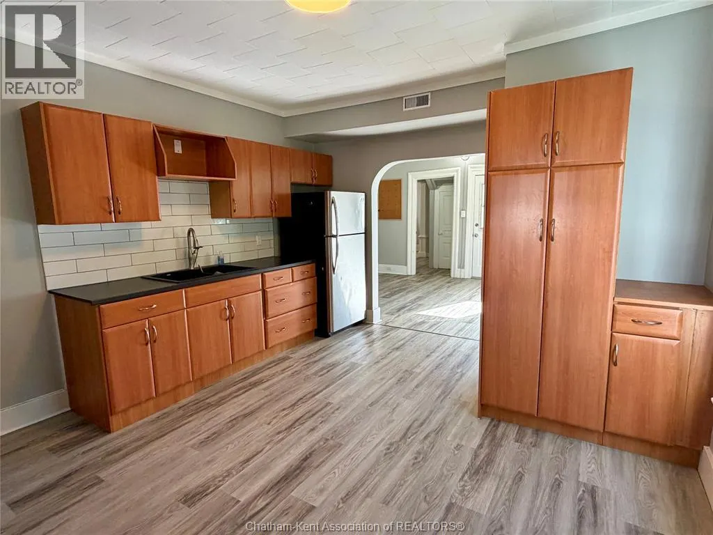 153 Gray STREET Unit# Lower Unit