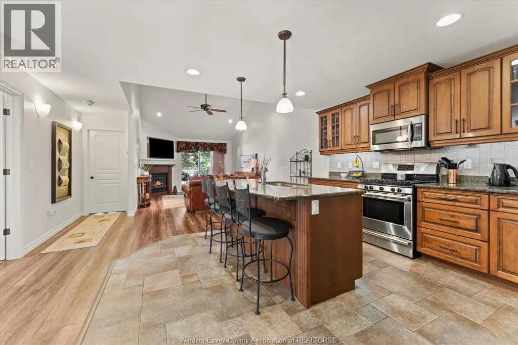 354 COOPER CRESCENT