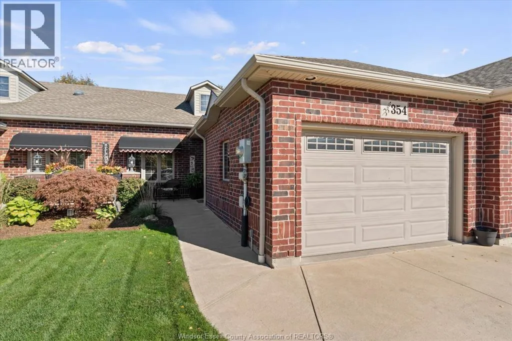 354 COOPER CRESCENT