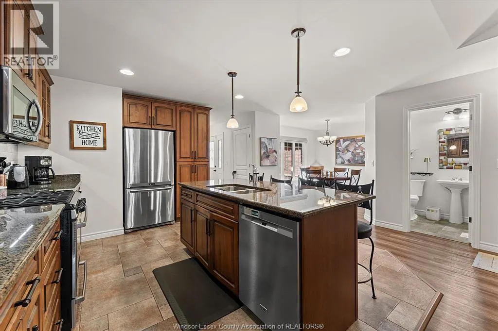 354 COOPER CRESCENT